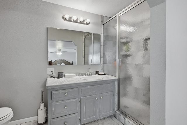 106 Rosedale Street, Cassville, MO 65625