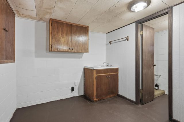 106 Rosedale Street, Cassville, MO 65625