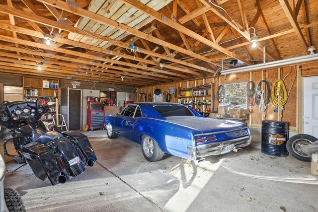 106 Rosedale Street, Cassville, MO 65625