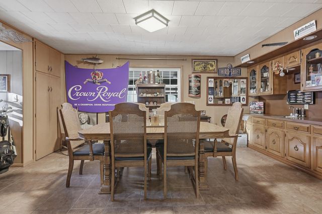 106 Rosedale Street, Cassville, MO 65625