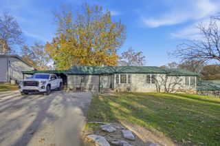 106 Rosedale Street, Cassville, MO 65625