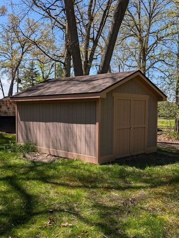 216 Portage Lake Road, Munith, MI 49259