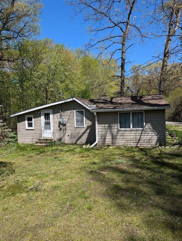 216 Portage Lake Road, Munith, MI 49259