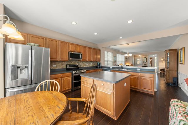 14013 Francesca Cove, Huntley, IL 60142