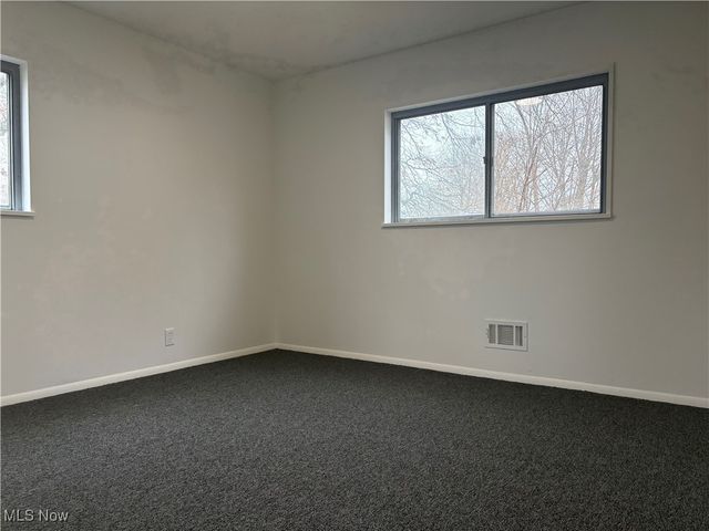 1227 Flanders Avenue, Akron, OH 44314