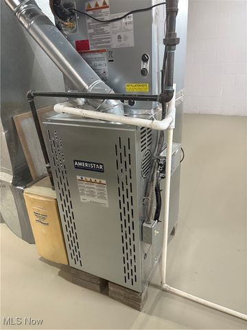 1227 Flanders Avenue, Akron, OH 44314