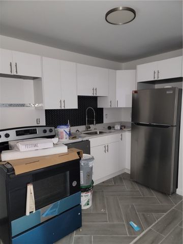 54 Steuben Street, Providence, RI 02909