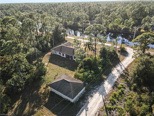 1620 Blue Sage DR, Naples, FL 34117