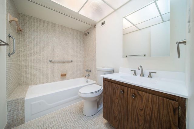 1600 S Ocean Drive 16h, Hollywood, FL 33019