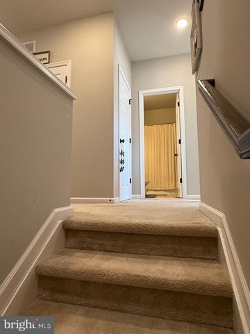 31 PAR LN, Downingtown, PA 19335