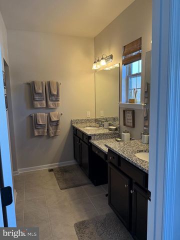 31 PAR LN, Downingtown, PA 19335