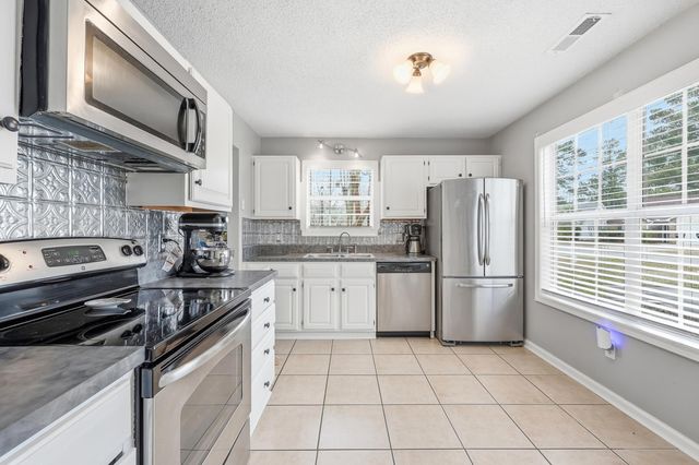 166 Cheshire Ct., Longs, SC 29568