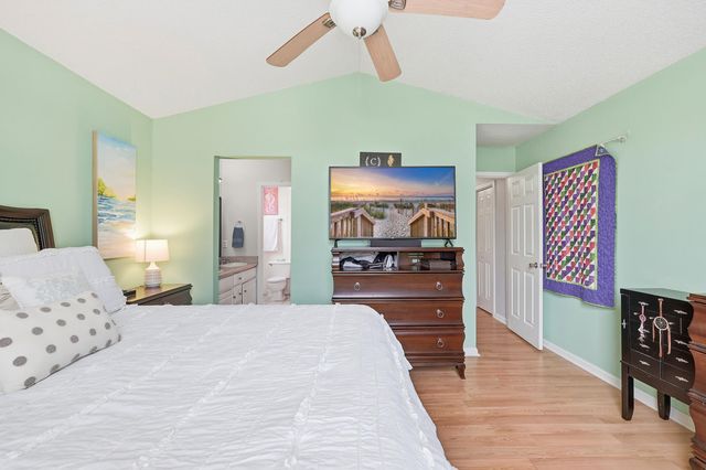 166 Cheshire Ct., Longs, SC 29568