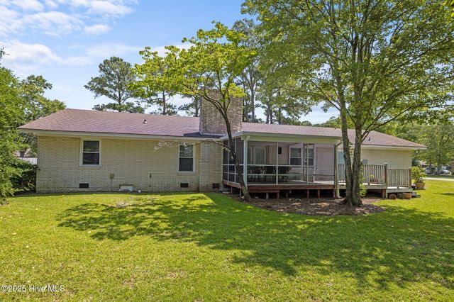 116 Hodges Street, Morehead City, NC 28557