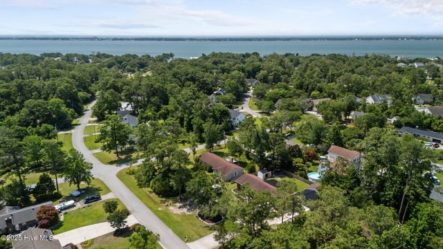 116 Hodges Street, Morehead City, NC 28557
