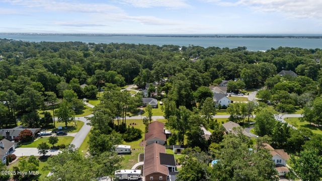 116 Hodges Street, Morehead City, NC 28557