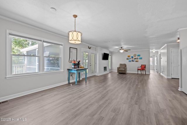 116 Hodges Street, Morehead City, NC 28557