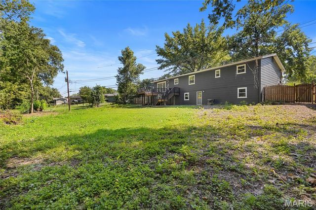 5 Oriole Court, St Charles, MO 63301