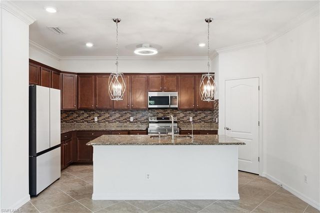 4366 Bismark WAY, Naples, FL 34119