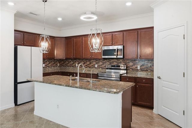 4366 Bismark WAY, Naples, FL 34119