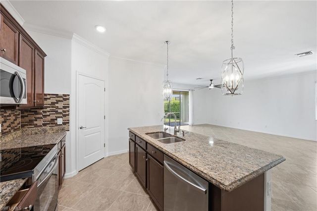4366 Bismark WAY, Naples, FL 34119