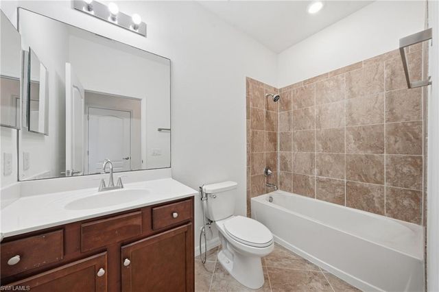 4366 Bismark WAY, Naples, FL 34119