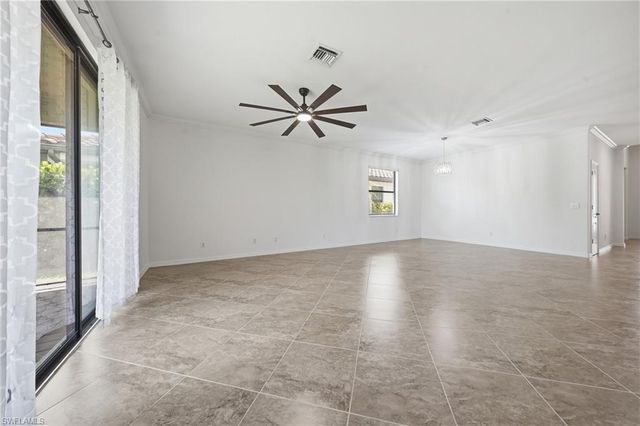 4366 Bismark WAY, Naples, FL 34119