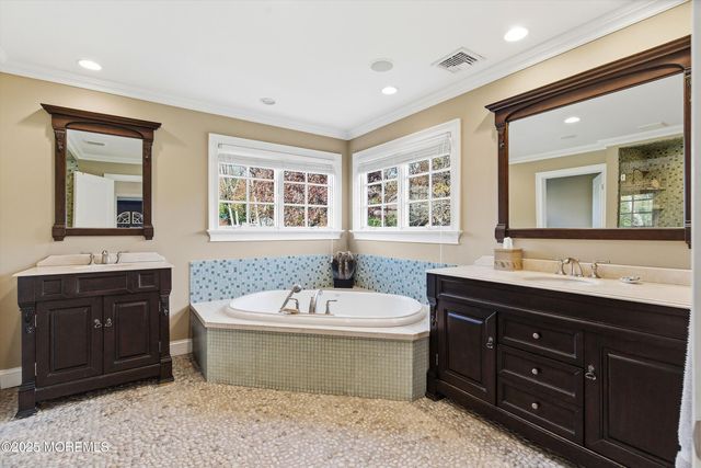 21 N Tamarack Drive, Brielle, NJ 08730