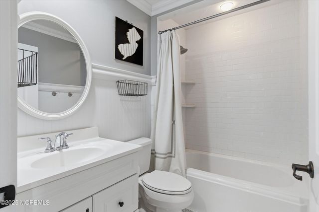 21 N Tamarack Drive, Brielle, NJ 08730