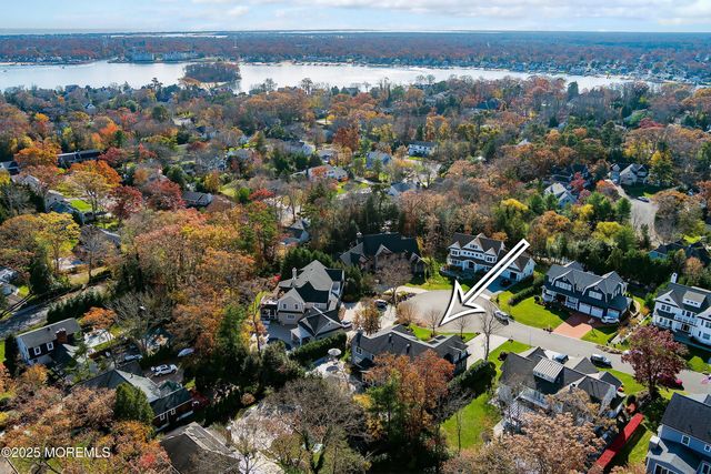 21 N Tamarack Drive, Brielle, NJ 08730