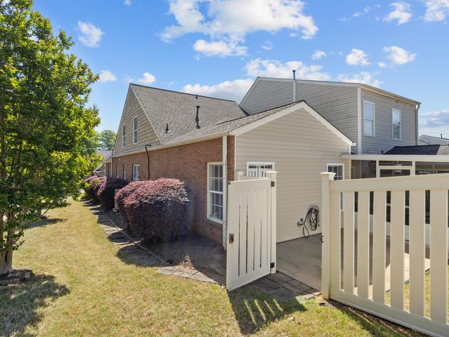 120 Middleton Park Ln, Moore, SC 29369