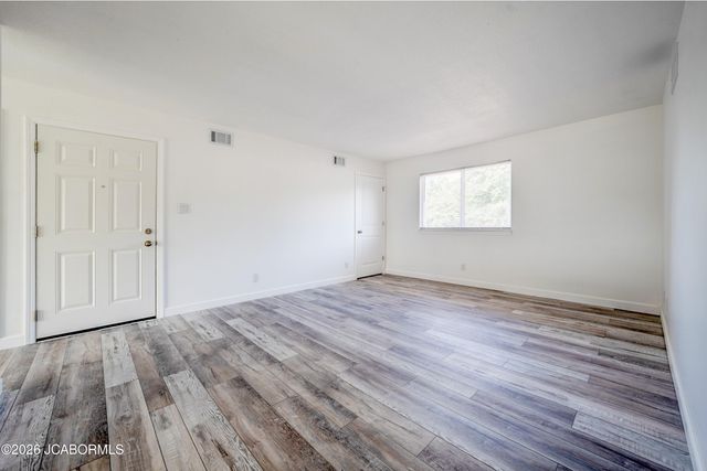 499 PERREY DRIVE, Holts Summit, MO 65043