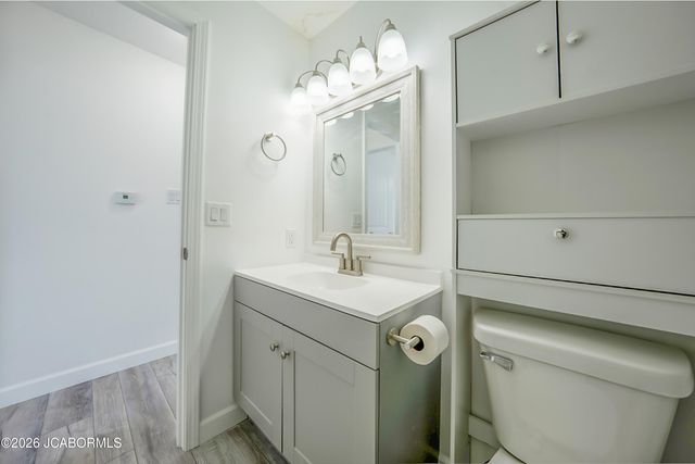 499 PERREY DRIVE, Holts Summit, MO 65043