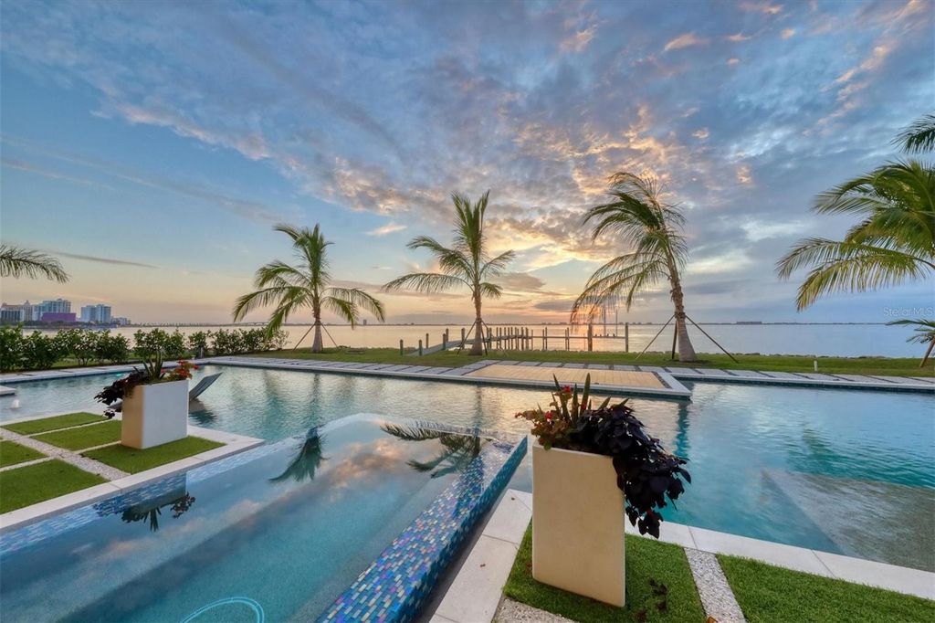 1000 TOCOBAGA LANE, Sarasota, FL 34236