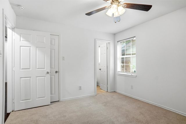 2222 Woodoak Drive, Irving, TX 75060