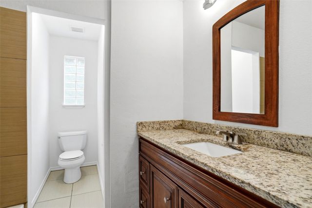 2222 Woodoak Drive, Irving, TX 75060