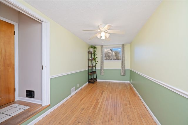 113 Creek Meadow Lane, Greece, NY 14626