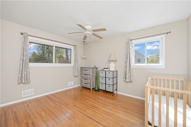 113 Creek Meadow Lane, Greece, NY 14626