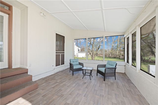 113 Creek Meadow Lane, Greece, NY 14626