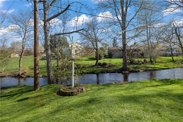 113 Creek Meadow Lane, Greece, NY 14626