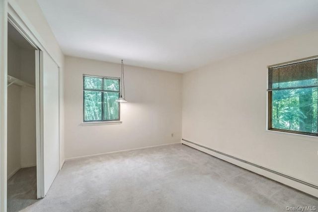 179 Gnarled Hollow Road, East Setauket, NY 11733