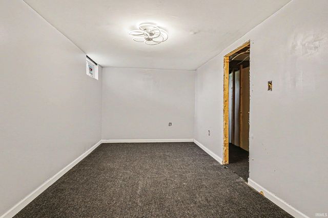 24681 County Road 26, Elkhart, IN 46517