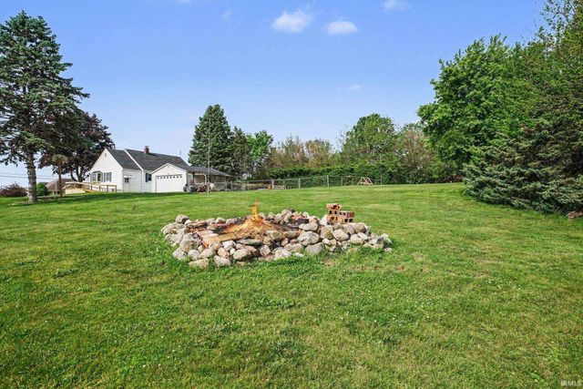 24681 County Road 26, Elkhart, IN 46517
