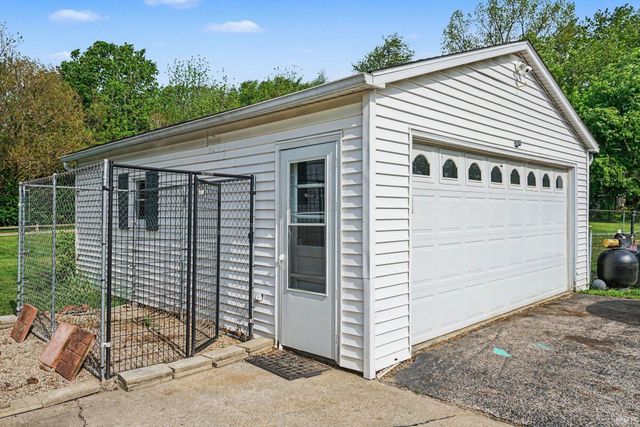 24681 County Road 26, Elkhart, IN 46517