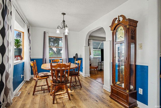 24681 County Road 26, Elkhart, IN 46517