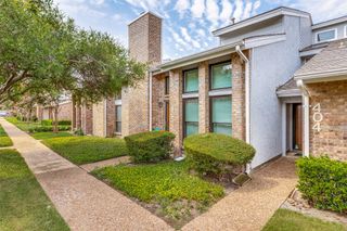 17490 Meandering Way 404, Dallas, TX 75252