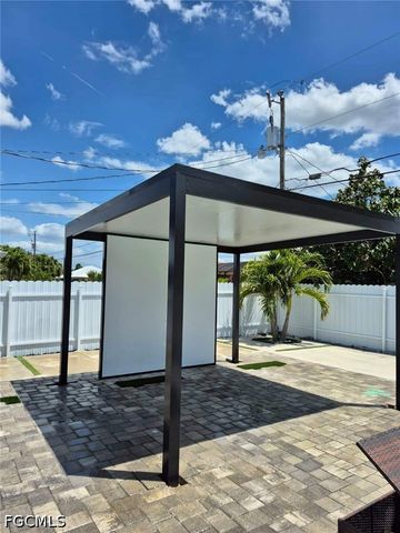 140 SE 16th ST, Cape Coral, FL 33990