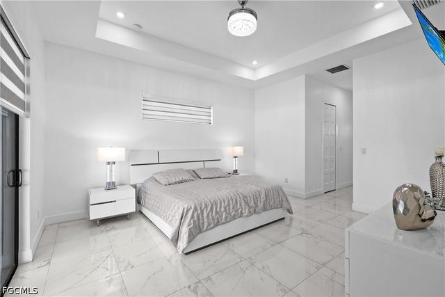 140 SE 16th ST, Cape Coral, FL 33990