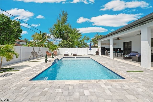 140 SE 16th ST, Cape Coral, FL 33990
