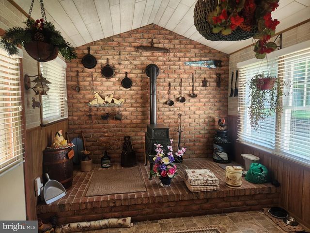 1217 PIEFFER HILL RD, Stevens, PA 17578